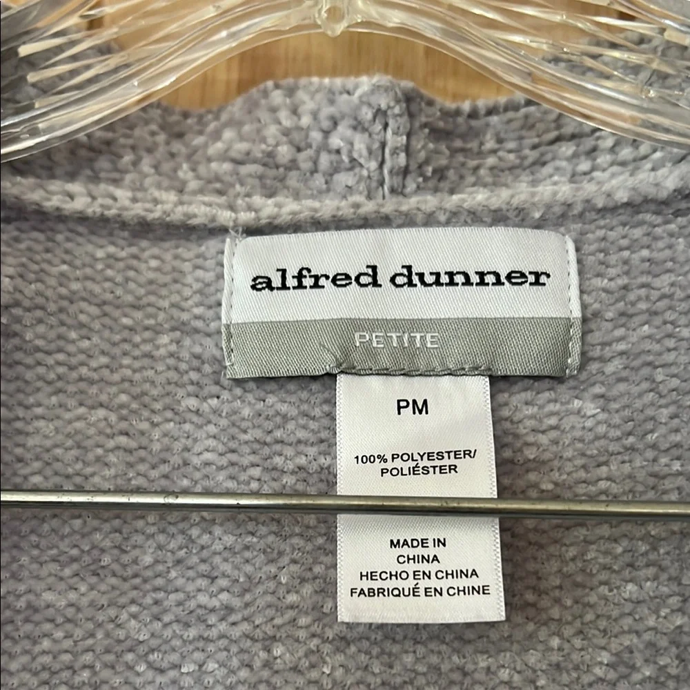 Alfred Dunner Chenille Open Front Cable Knit Cardigan Gray Petite M (PM)‎